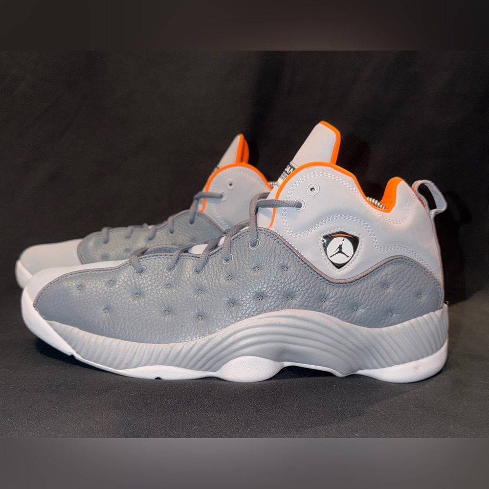 Size 14 - Air Jordan Jumpman Team 2 Cool Grey Total Orange 819175-008 Pre-owned